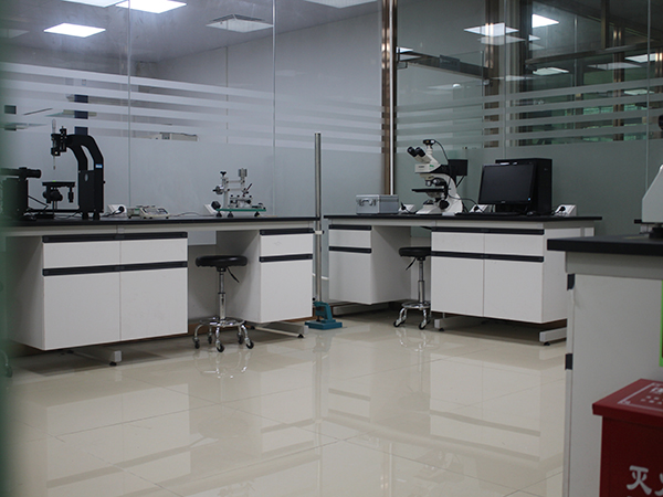 实验室设备